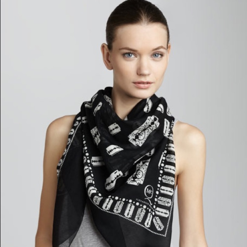 Alexander McQueen McQ razor blade scarf NEW